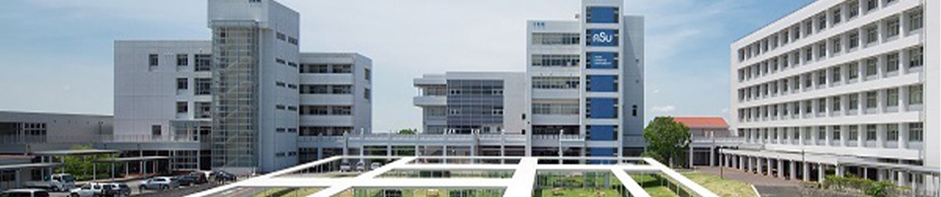 大学背景画像
