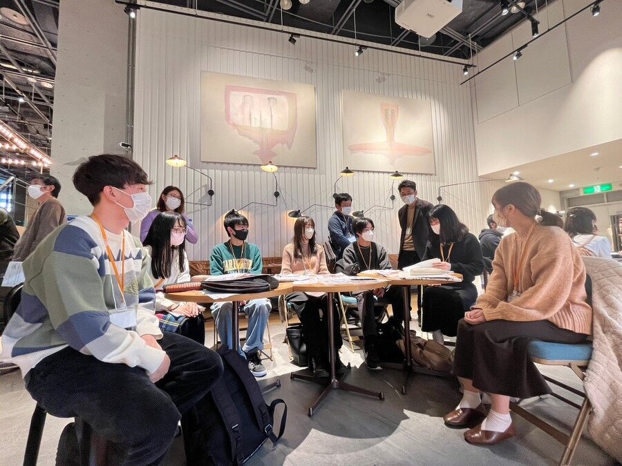 活動の振り返りの様子